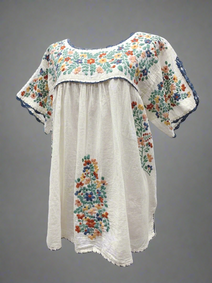 Blusa Oaxaqueña Bordada a Mano