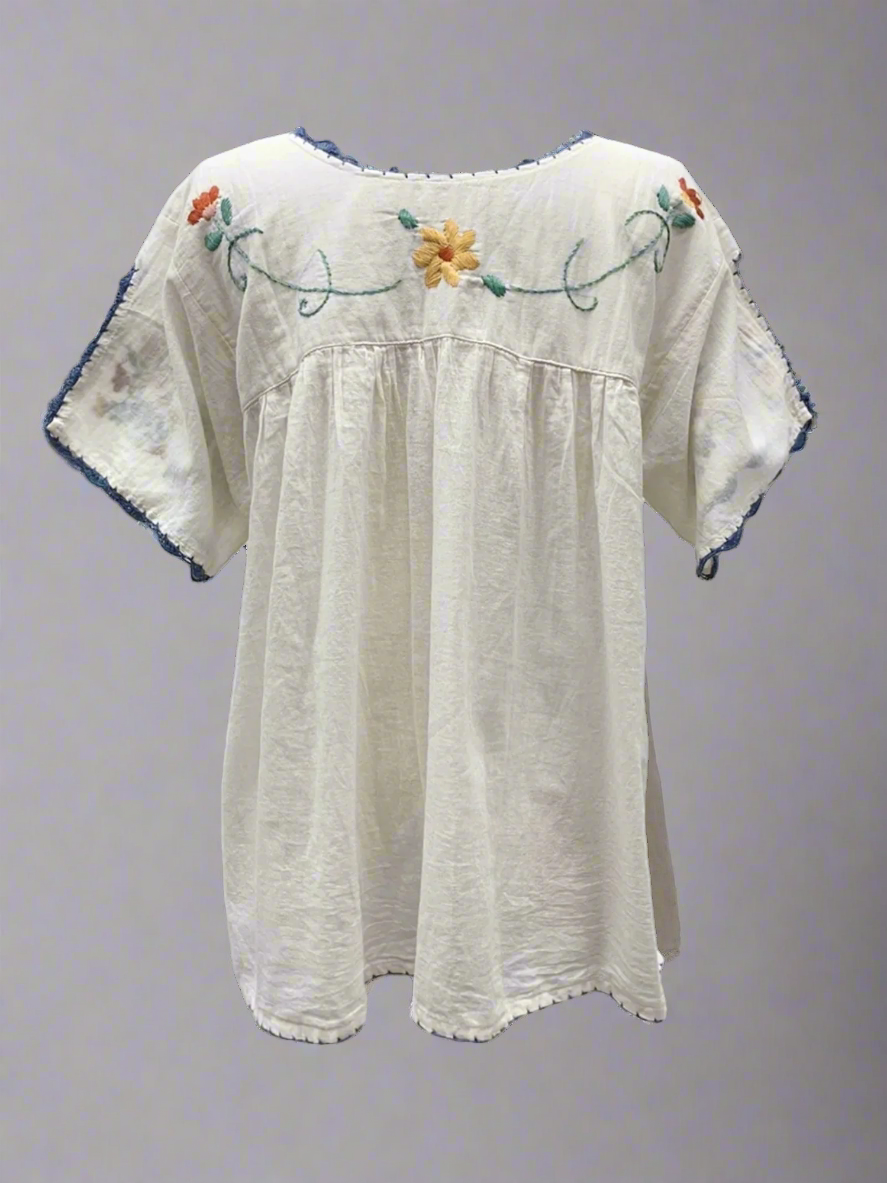 Blusa Oaxaqueña Bordada a Mano